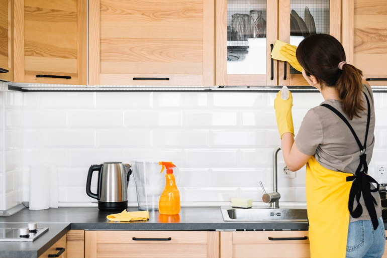 Kitchen Cleaning